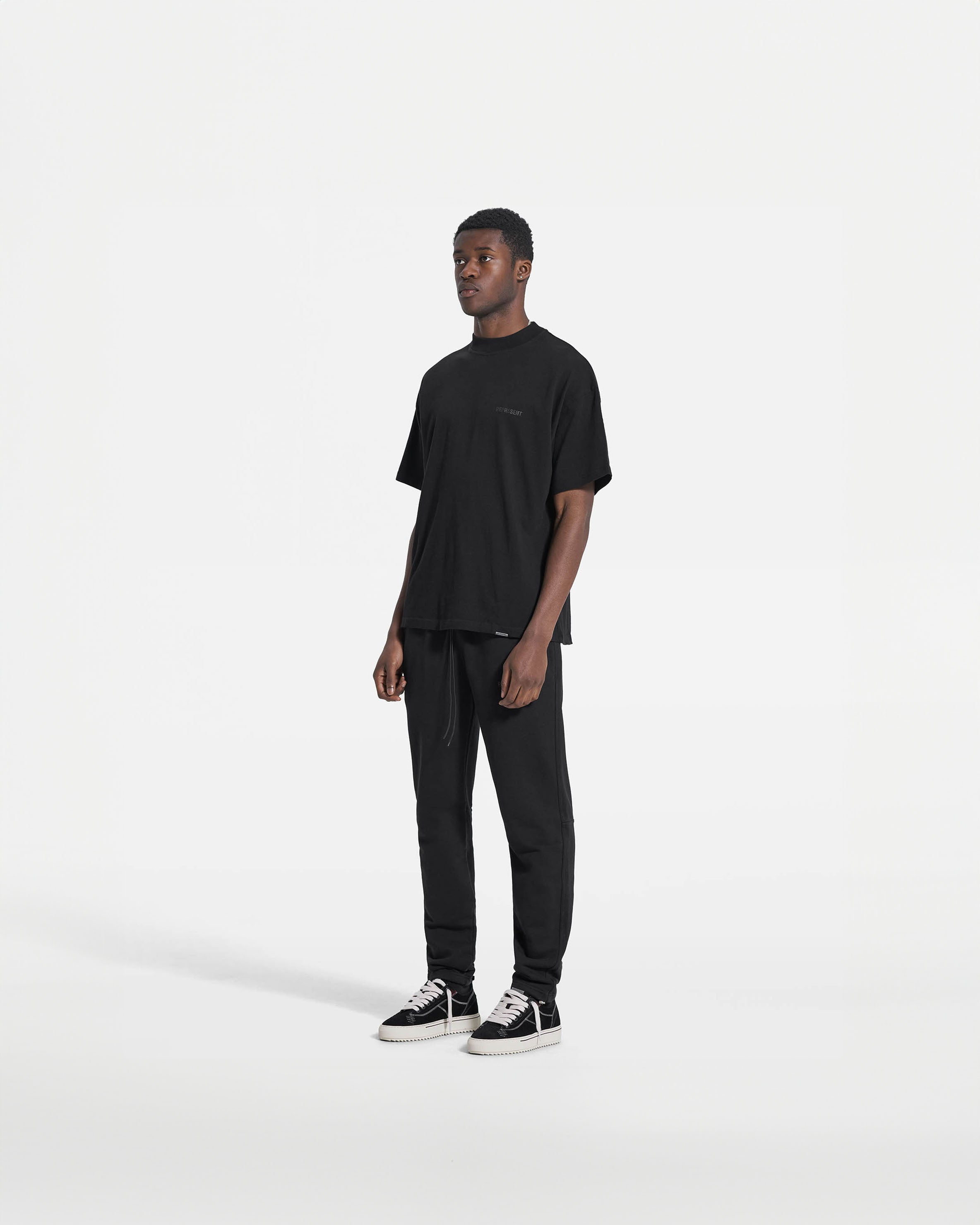 Black T-Shirt | Blank | REPRESENT CLO