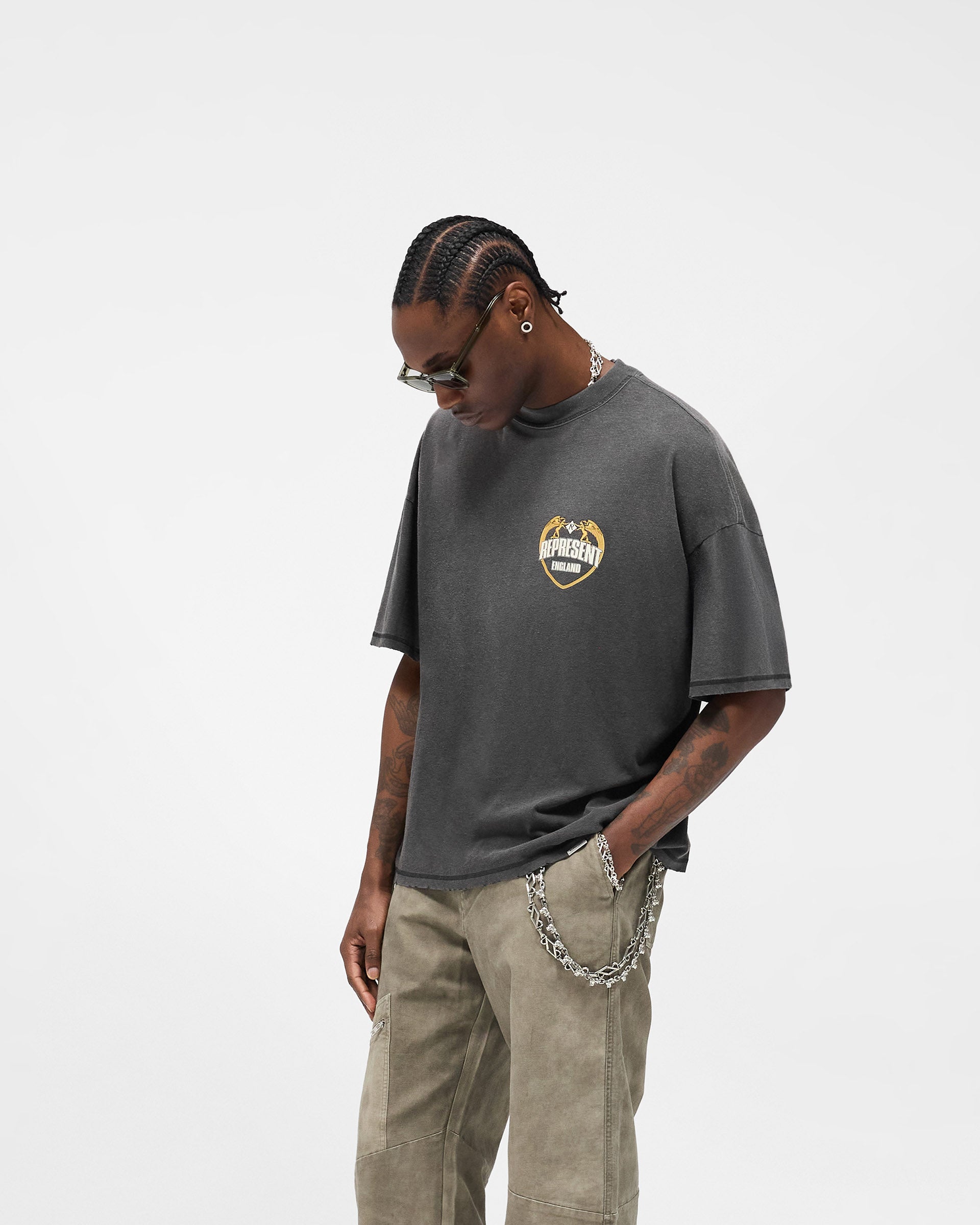 Angel_Border_T-Shirt_-_Stained_Black_04.jpg