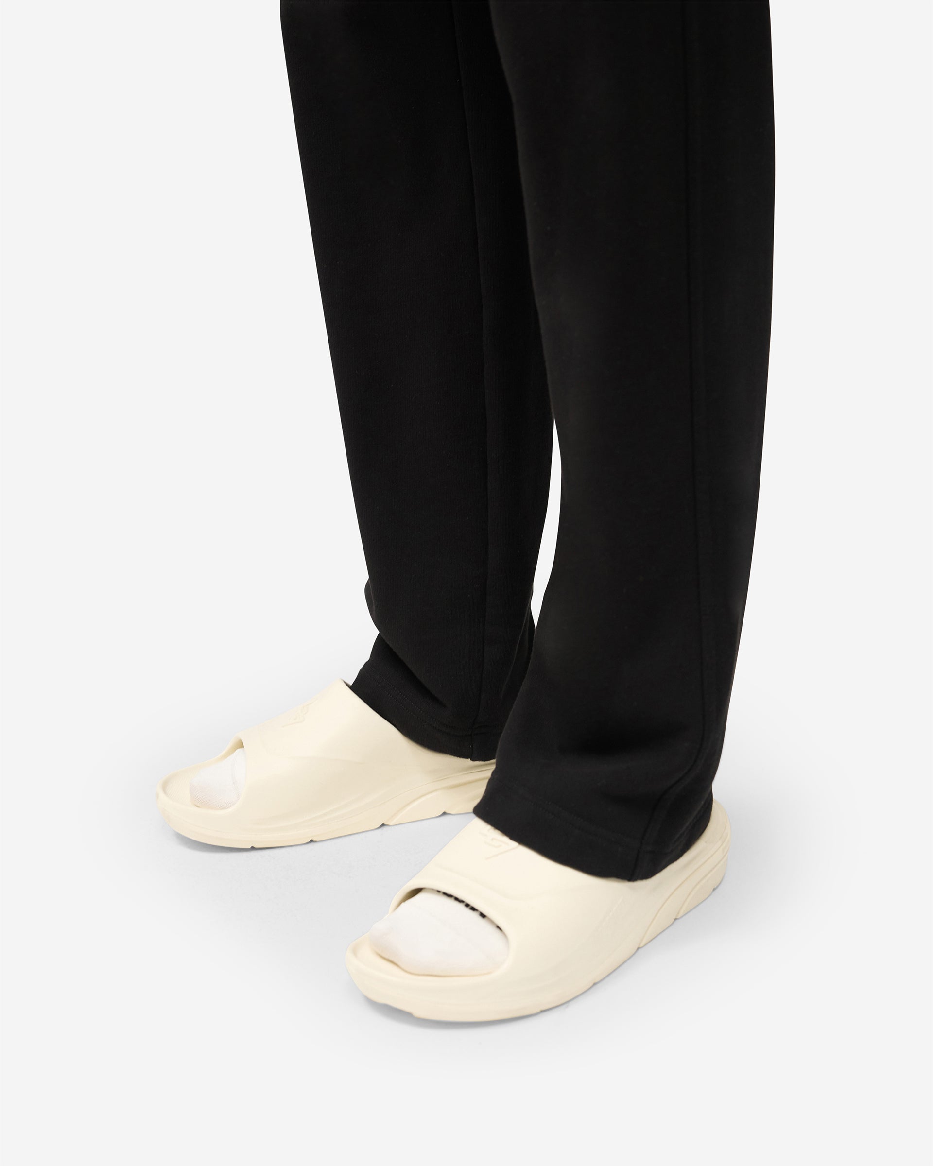 247 Straight Leg Jogger - Jet Black