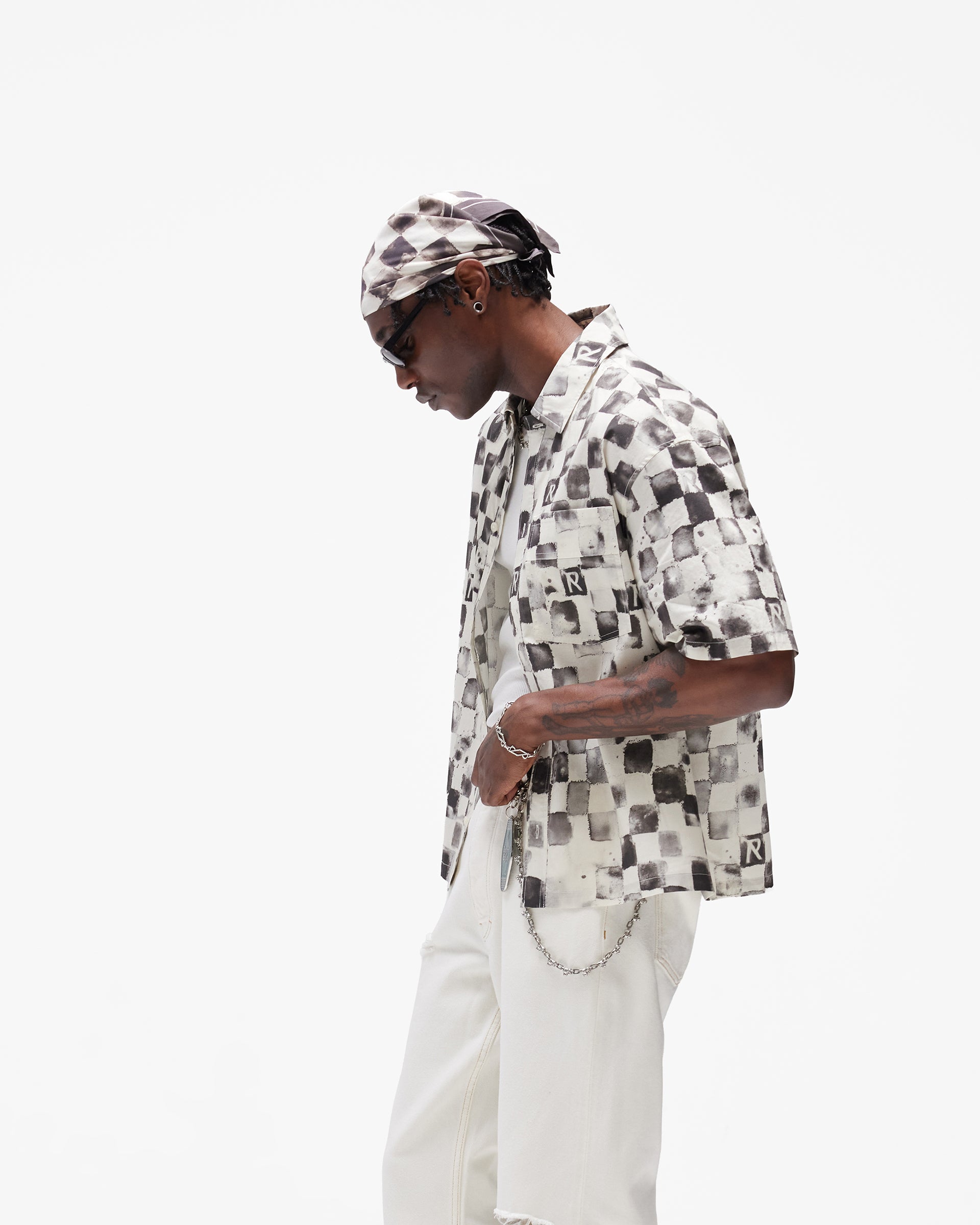 Pool_Side_Shirt_-_Flat_White_04.jpg