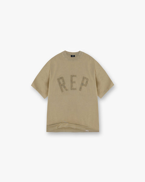 FW24 Represent Applique T-Shirt in Fawn
