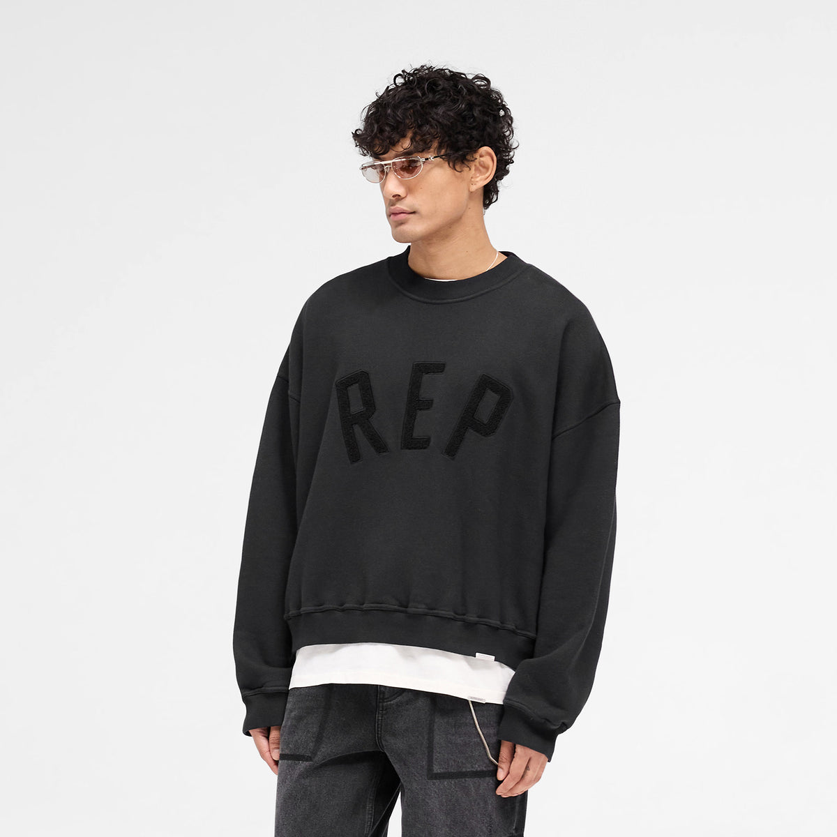 Rep Applique Sweater - Off Black | REPRESENT